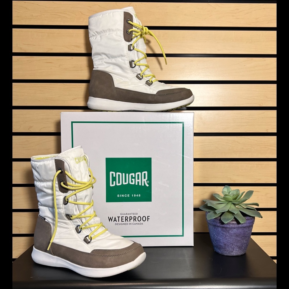 COUGAR Waterproof winter boots. Almost NEW